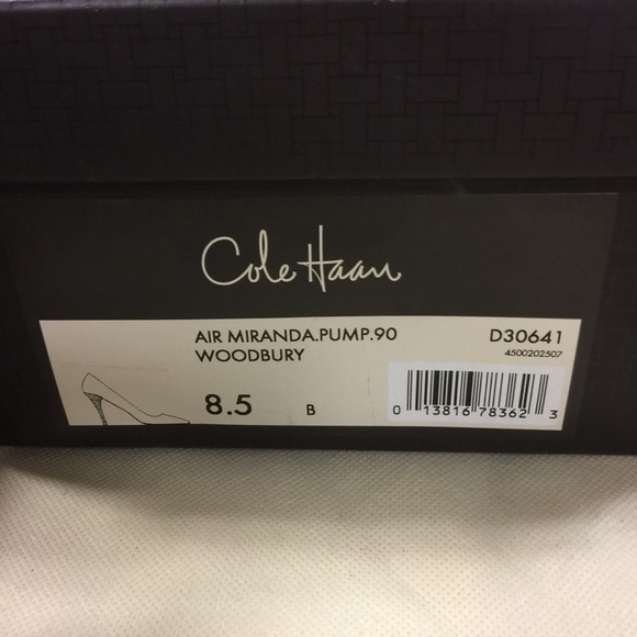 Classic cognac pointy toe heel by Cole Haan - Picture 5 of 6